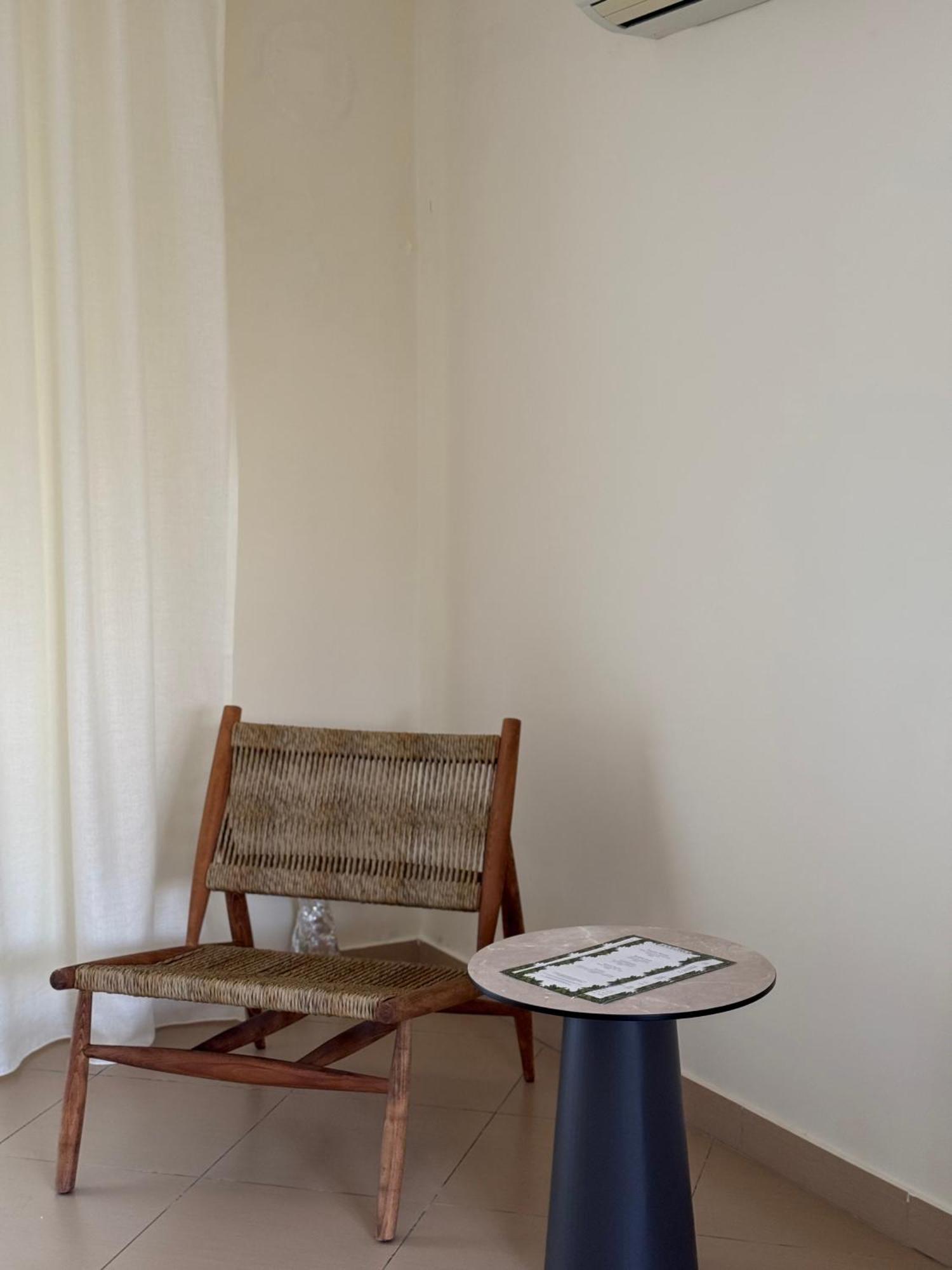 Apolonio Pefki Evia Aparthotel Exteriör bild